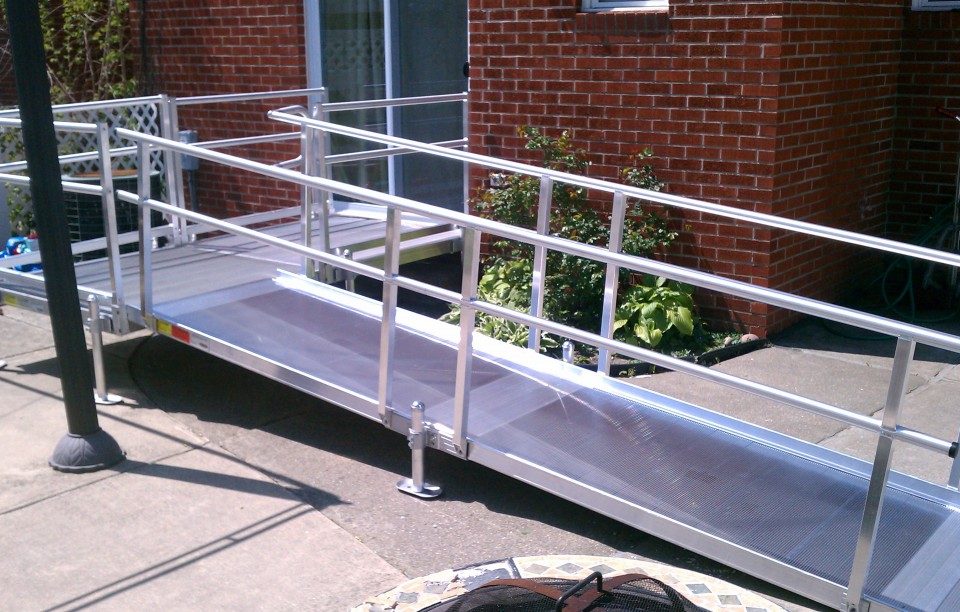 Aluminum modular ramp install in Englewood, FL